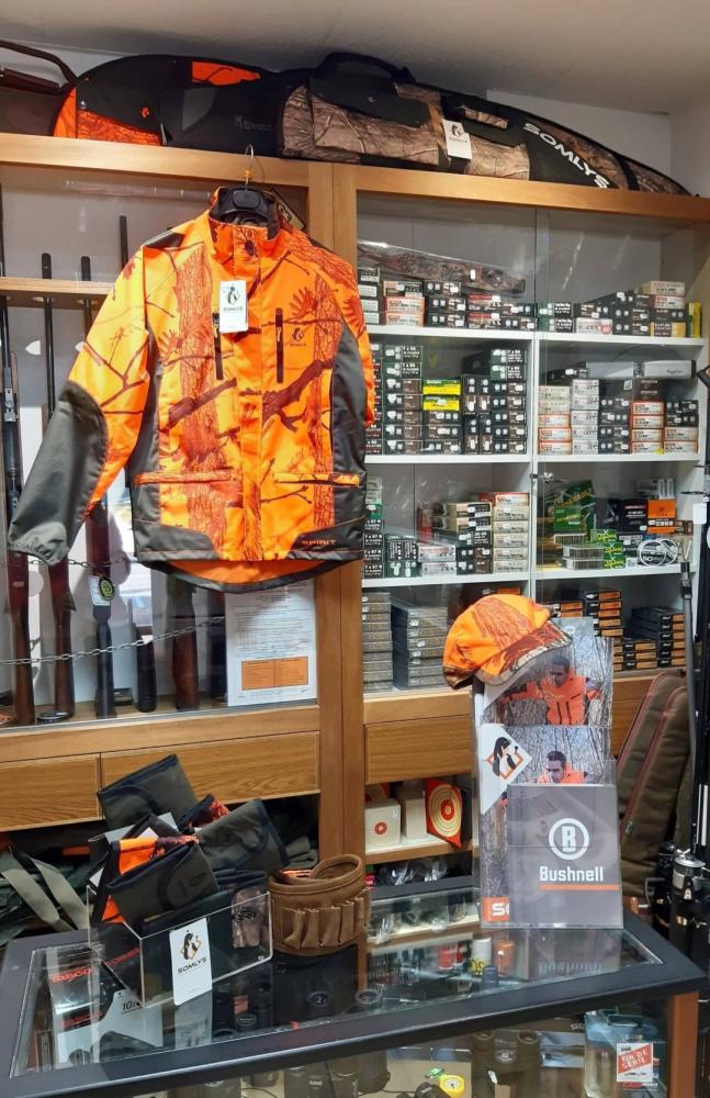 Vêtement chasse à Cluses